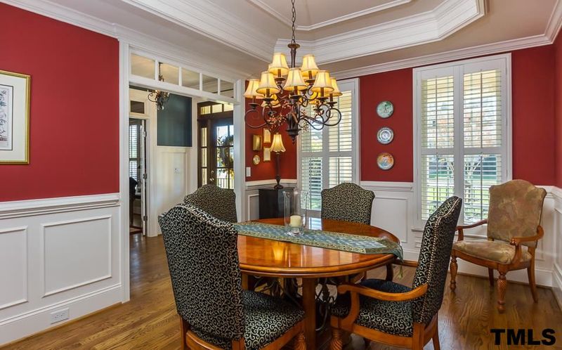 302 Weycroft Grant Dr, Cary, NC 27519