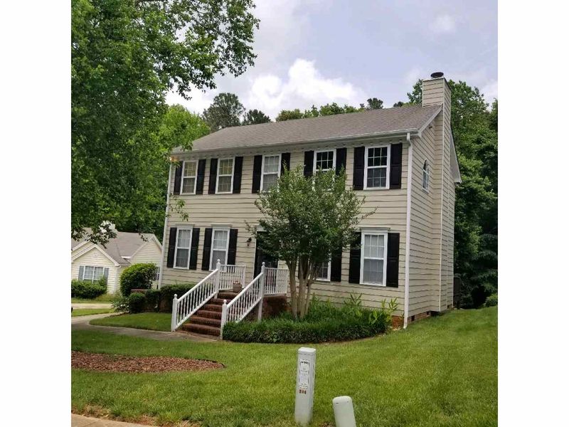 302 W Wyatts Pond Ln, Cary, NC 27513
