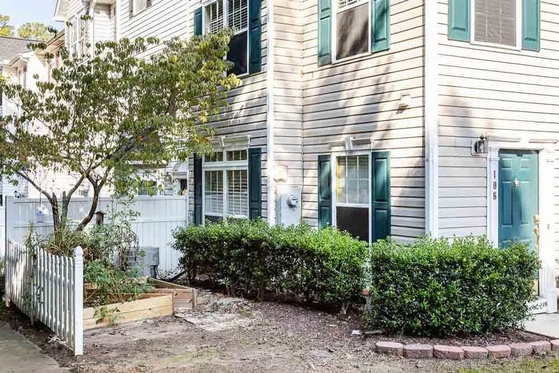 3020 Barrymore St #106, Raleigh, NC 27603