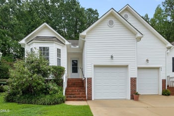 3020 Cotton Gin Dr, Clayton, NC 27527