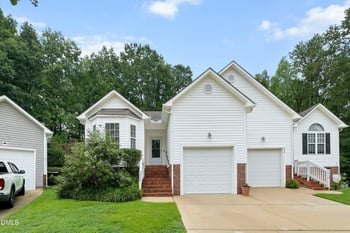 3020 E Cotton Gin Dr, Clayton, NC 27527