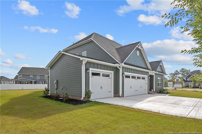 3020 Cragburn Pl, Fayetteville, NC 28306