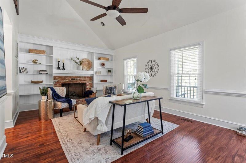3020 W Folkestone Pl, Raleigh, NC 27604