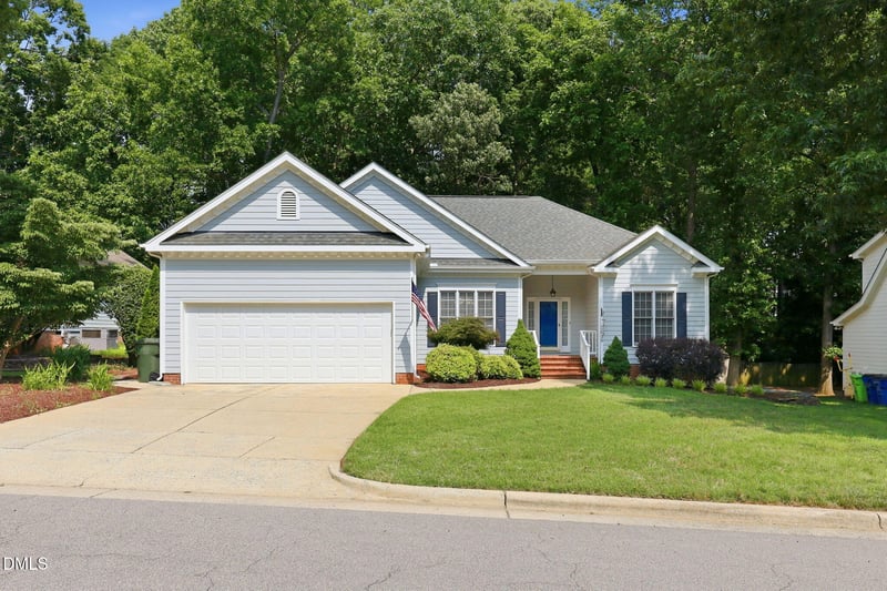 3020 Stone Gap Ct, Raleigh, NC 27612