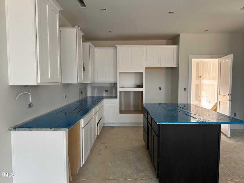 3020 White Rail Dr, Fuquay Varina, NC 27526