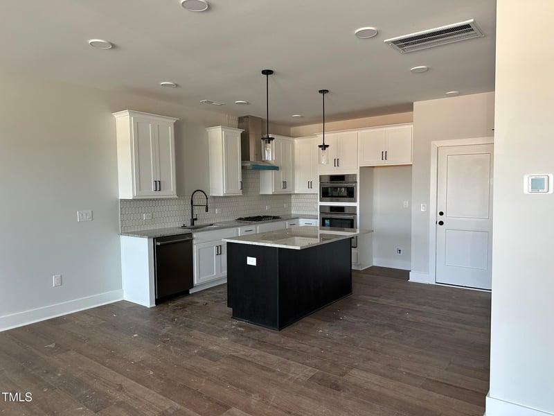 3020 White Rail Dr, Fuquay Varina, NC 27526