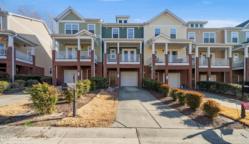 3020 Winfred Dell Ln, Cary, NC 27511