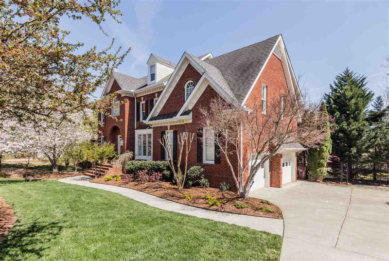 3021 Cranesbill Dr, Raleigh, NC 27613