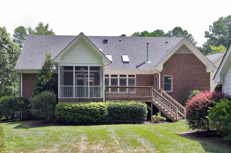 3021 Dunkirk Dr, Raleigh, NC 27613