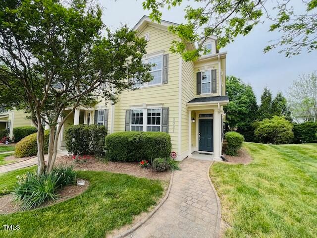 3021 Freeport Dr, Cary, NC 27519