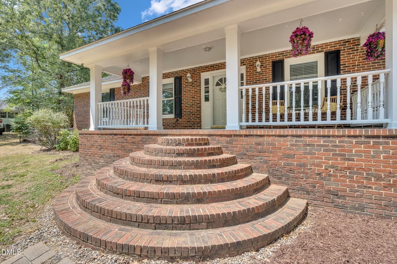 3021 Peebles Rd, Raleigh, NC 27616