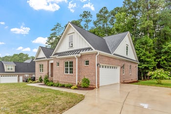 3022 Carrington Ln, Sanford, NC 27330