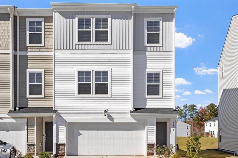 3022 Castle Loch Ln, Durham, NC 27703