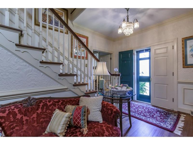 3022 Forestdale Dr, Burlington, NC 27215