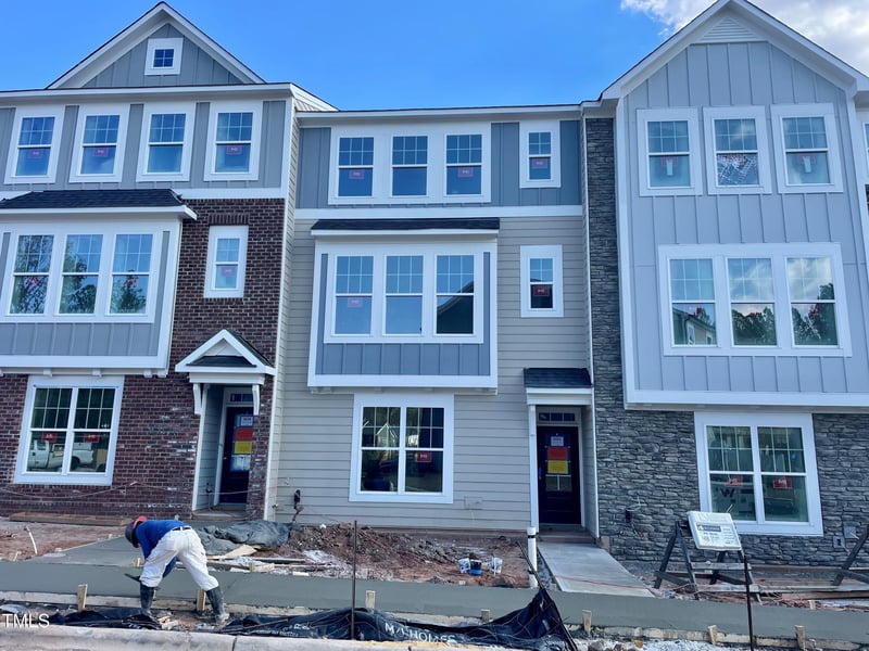 3022 Freewinds Way #48, Cary, NC 27519