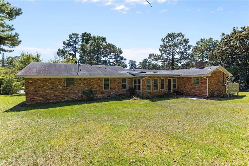3024 Brechin Rd, Fayetteville, NC 28303