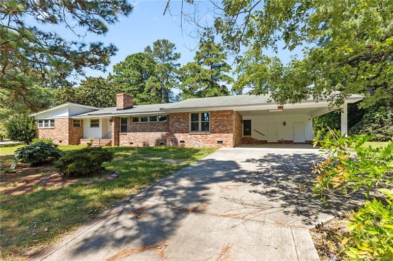 3024 Brechin Rd, Fayetteville, NC 28303