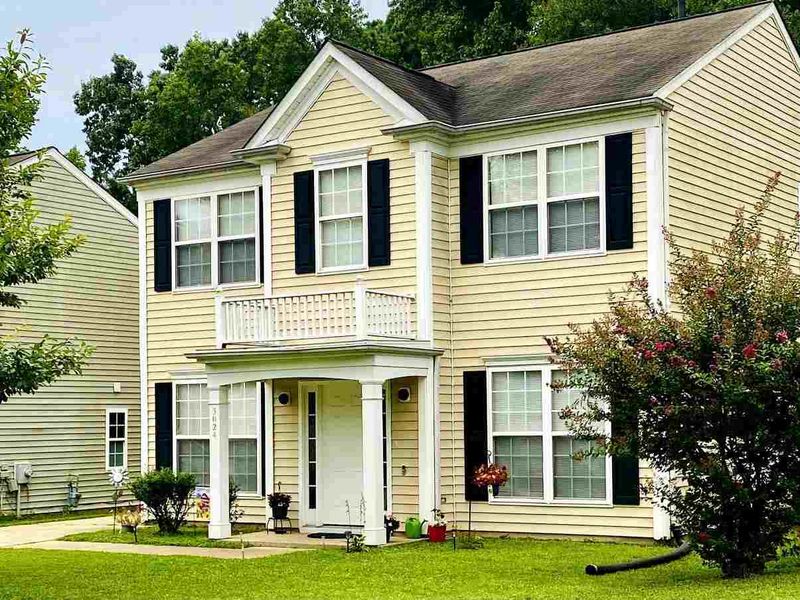3024 Hayling Dr, Raleigh, NC 27610