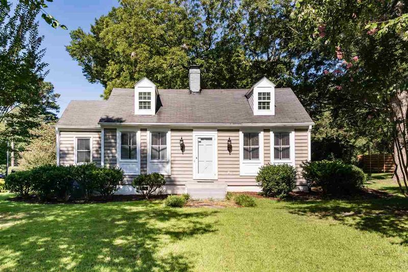 3024 Hope Valley Rd, Durham, NC 27707