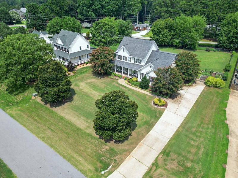 3024 Whitehart Ln, Raleigh, NC 27606