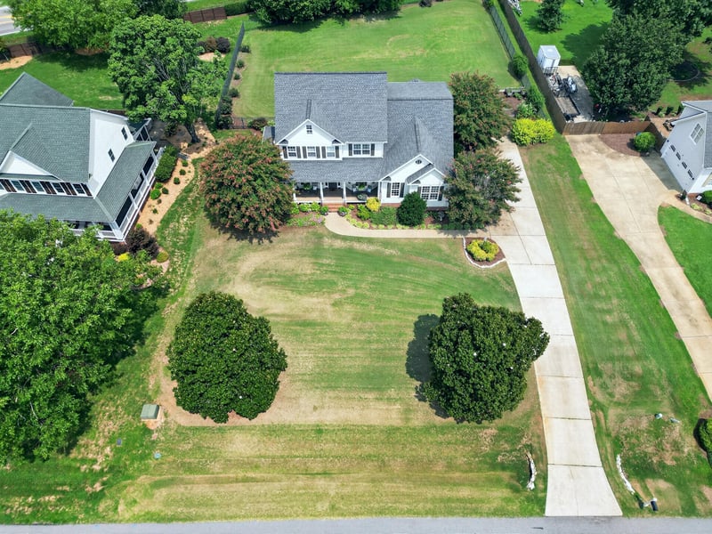 3024 Whitehart Ln, Raleigh, NC 27606