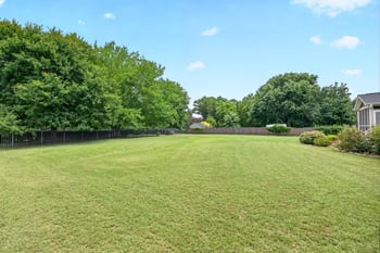 3024 Whitehart Ln, Raleigh, NC 27606