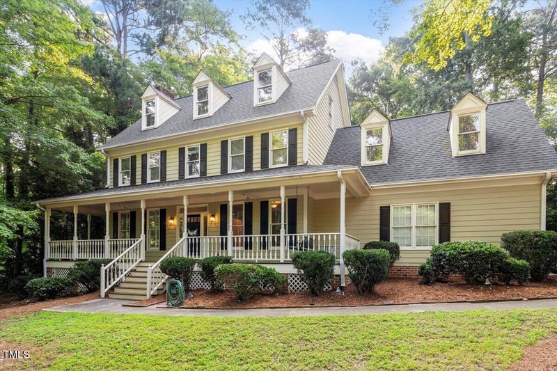 3025 Bentwillow Dr, Fuquay Varina, NC 27526