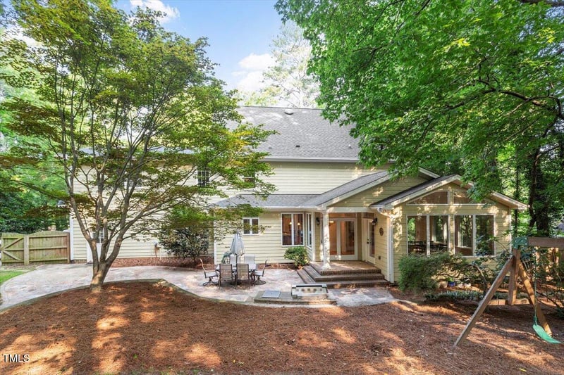 3025 Bentwillow Dr, Fuquay Varina, NC 27526