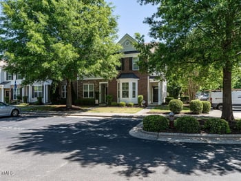 3025 Berkeley Springs Pl, Raleigh, NC 27616
