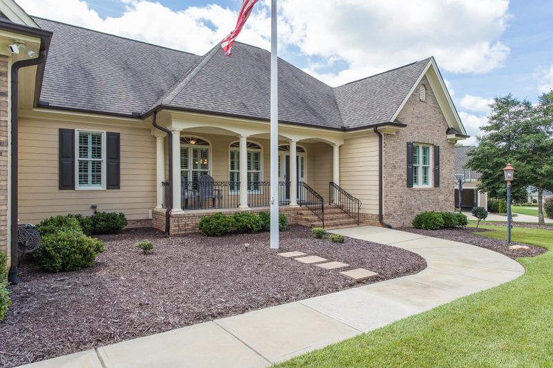 3025 Cinder Bluff Dr, Raleigh, NC 27603