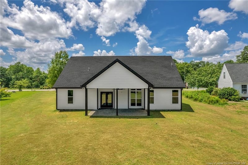 3025 Old Stage Rd S, Erwin, NC 28339