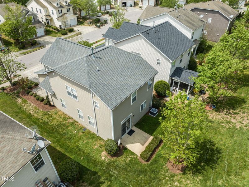 3025 Remington Oaks Cir, Cary, NC 27519