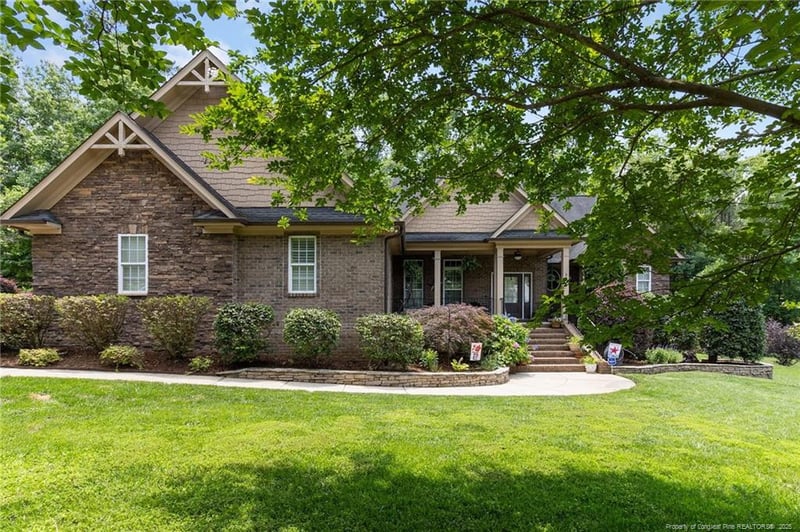 3027 Carrington Ln, Sanford, NC 27330
