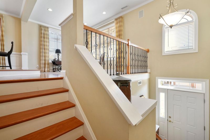 3027 Imperial Oaks Dr, Raleigh, NC 27614