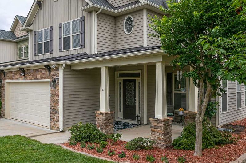 3027 Landing Falls Ln, Raleigh, NC 27616