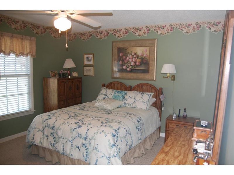 3027 Maple Ave, Burlington, NC 27215