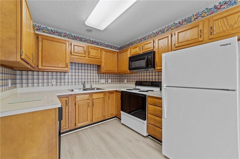 3027 Maple Ave #F-2, Burlington, NC 27215