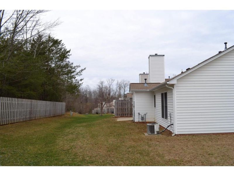 3027B-1 Maple Ave, Burlington, NC 27215