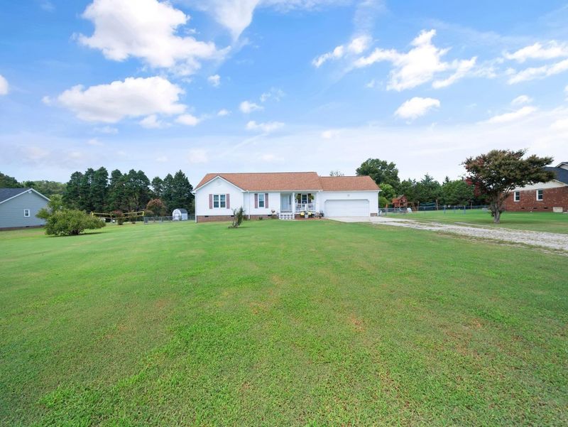 3028 Austin Dr, Garner, NC 27529