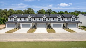 3028 Candlelight Dr, Fayetteville, NC 28311