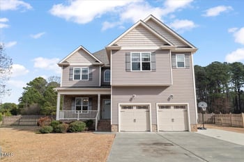 3028 Plantation Glen Dr, Zebulon, NC 27597