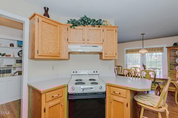 303 7th St, Mebane, NC 27302