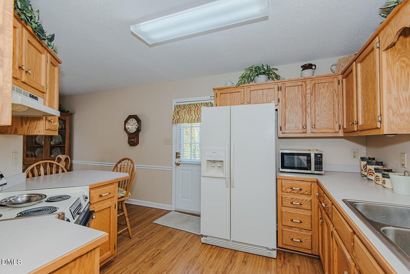 303 7th St, Mebane, NC 27302