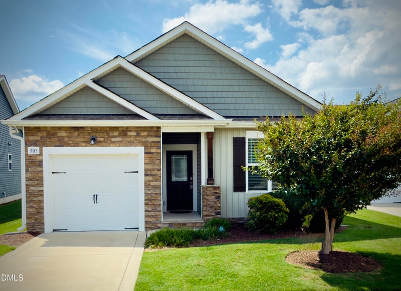 303 Bella Sq, Smithfield, NC 27577