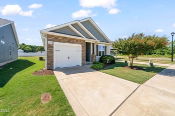 303 Bella Sq, Smithfield, NC 27577