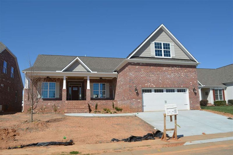 303 Ben Hogan Dr, Mebane, NC 27302