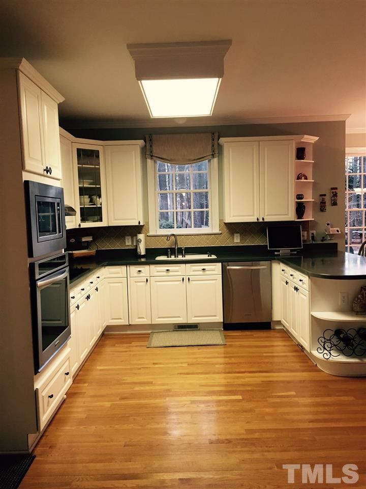 303 Benwell Ct, Cary, NC 27519