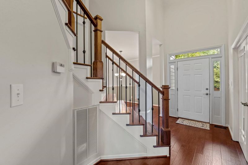 303 Brook Creek Dr, Cary, NC 27519