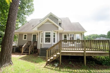 303 Brookfield Cir, Sanford, NC 27330