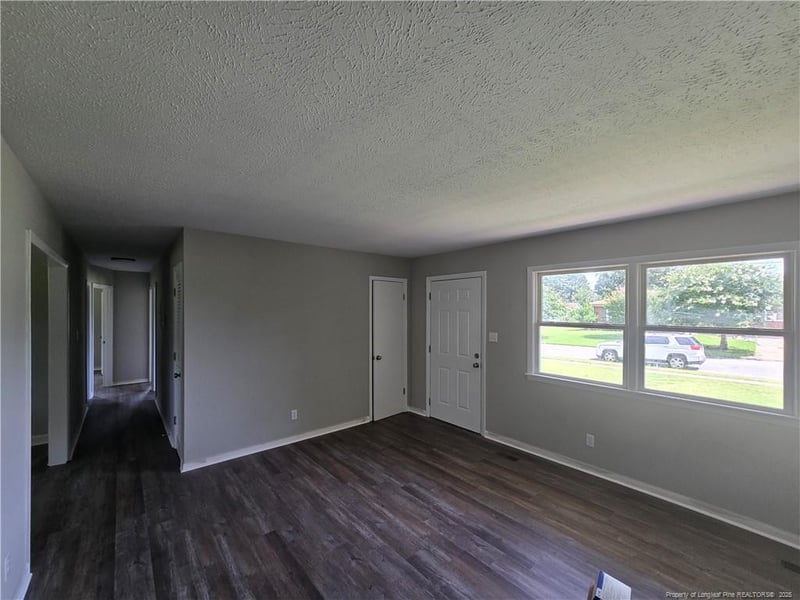 303 Cartwright Dr, Fayetteville, NC 28303